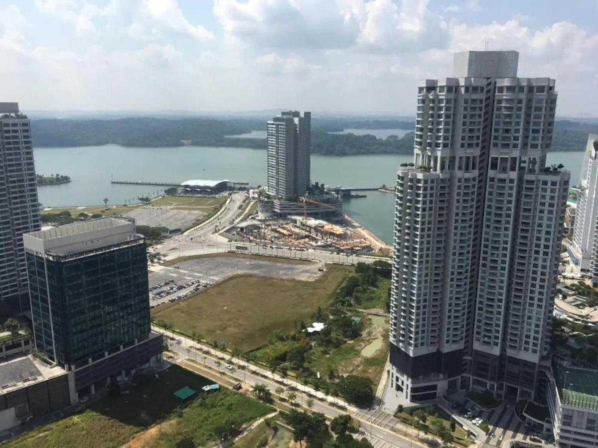 Almas Suite Puteri Harbour-T- Legoland-Jb新山- Sg新加坡 Нусаджая Екстериор снимка